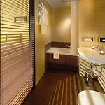 Qubus Hotel 3*