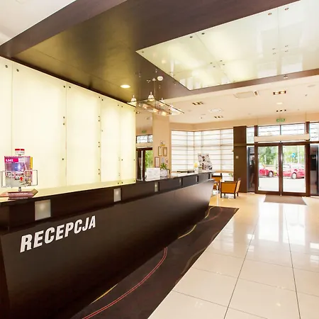 Hotel Qubus 3*