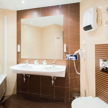 Hotel Qubus Lodz