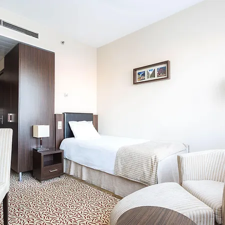 Hotel Qubus